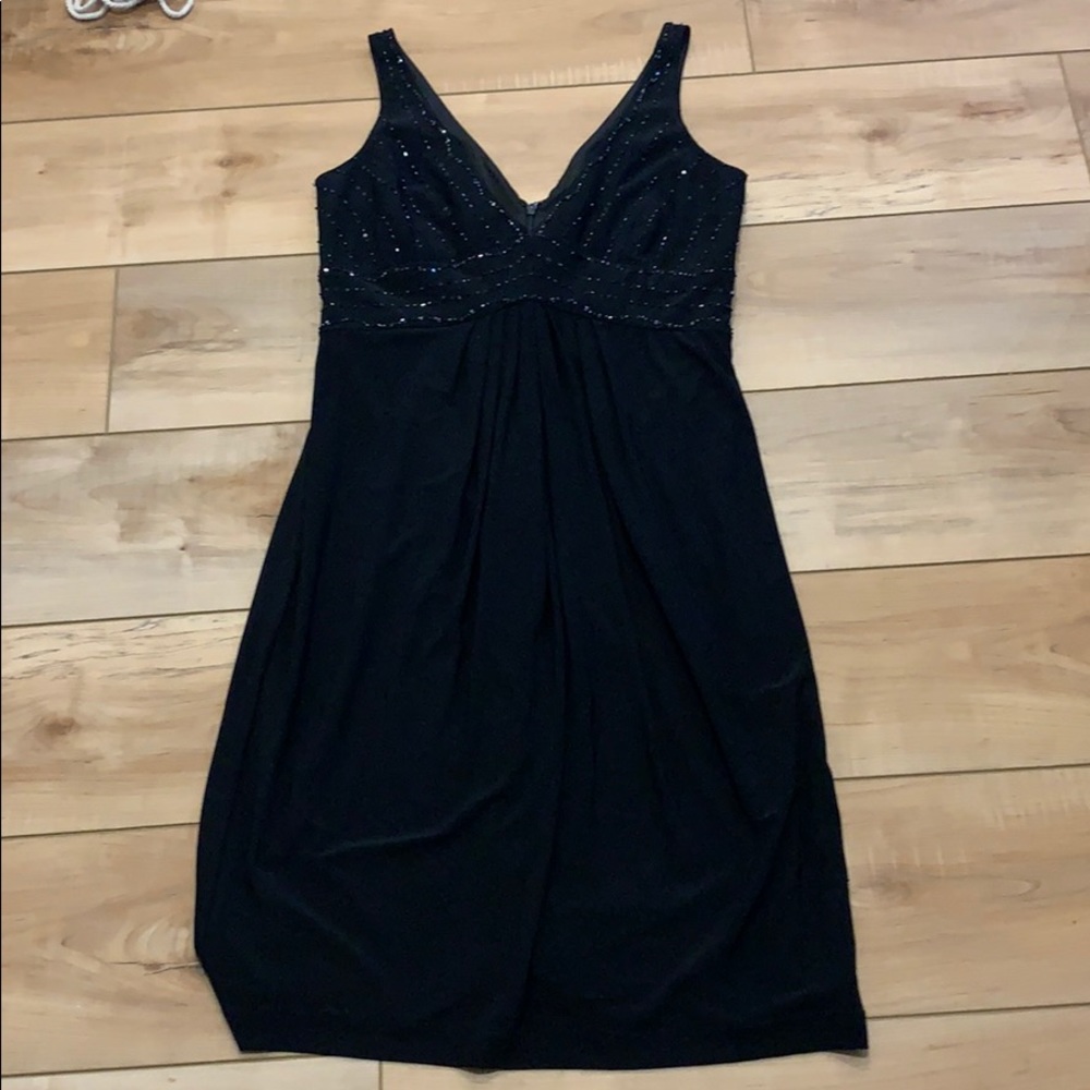Super cute formal dress in Excellent condition!